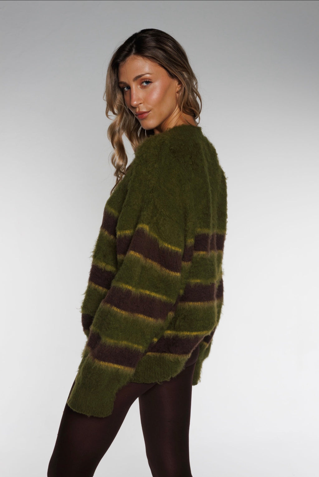 SWEATER BOYFRIEND OLIVA PREORDER