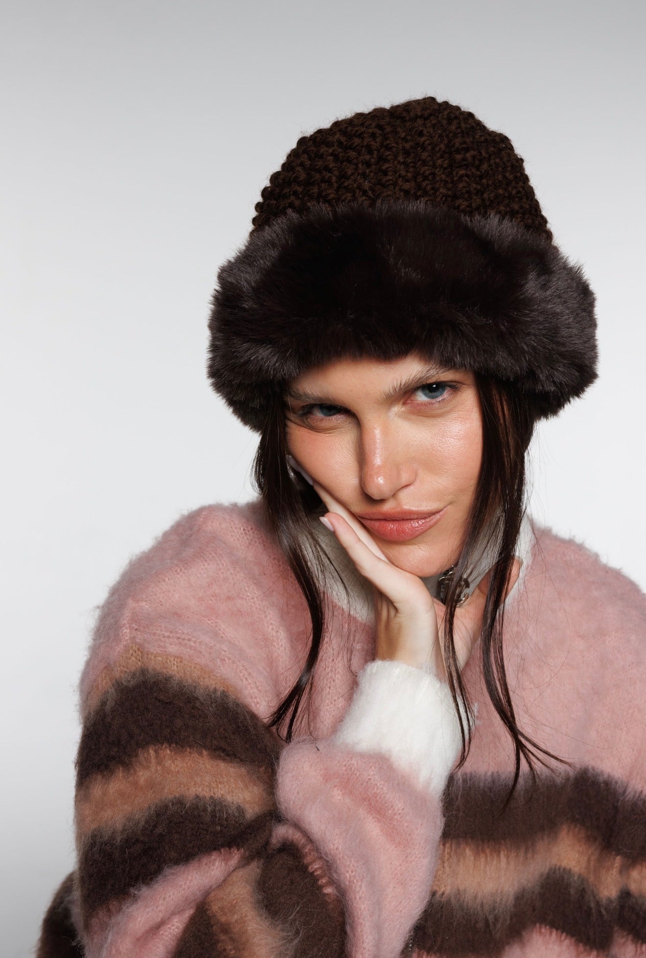 GORRO KNIT MARRON PREORDER